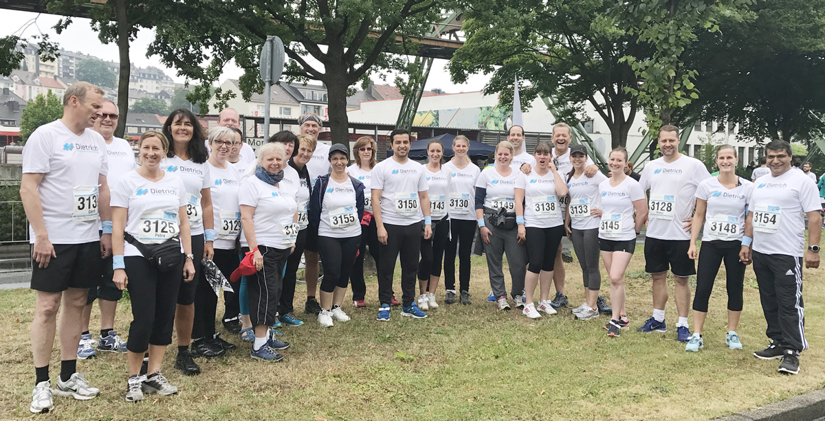 Teamfoto Schwebebahnlauf 2017